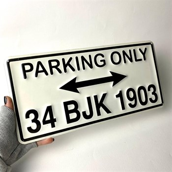 Metal Poster Parking Only Beşiktaş